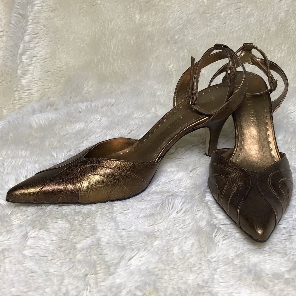 GIANNI BINI BRONZE LEATHER POINTED TOE ANKLE STRAP